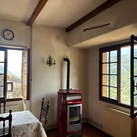Daire Le Nid Du Village Apricale